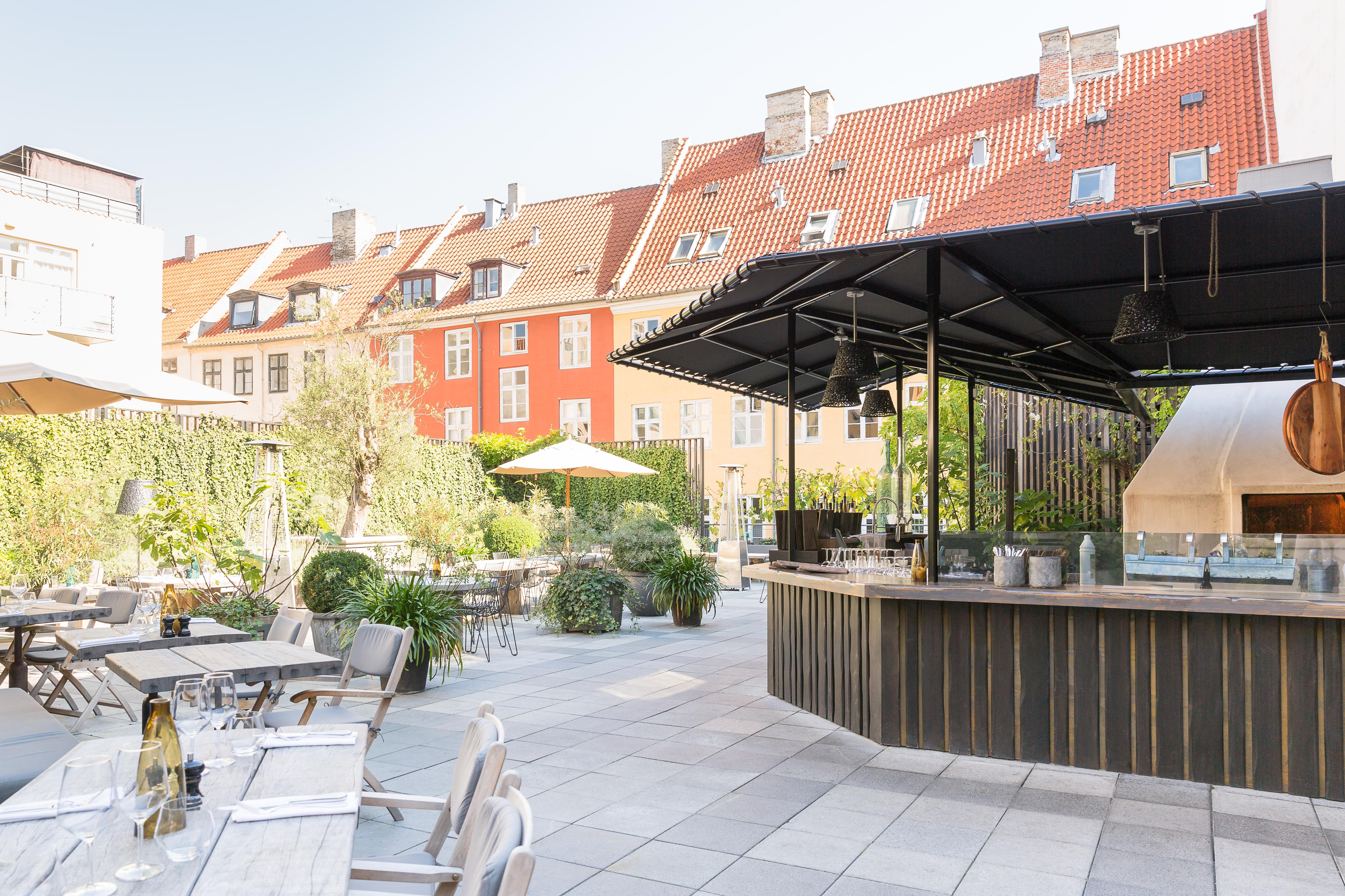 1 Hotel Copenhagen Exterior photo The rooftop terrace