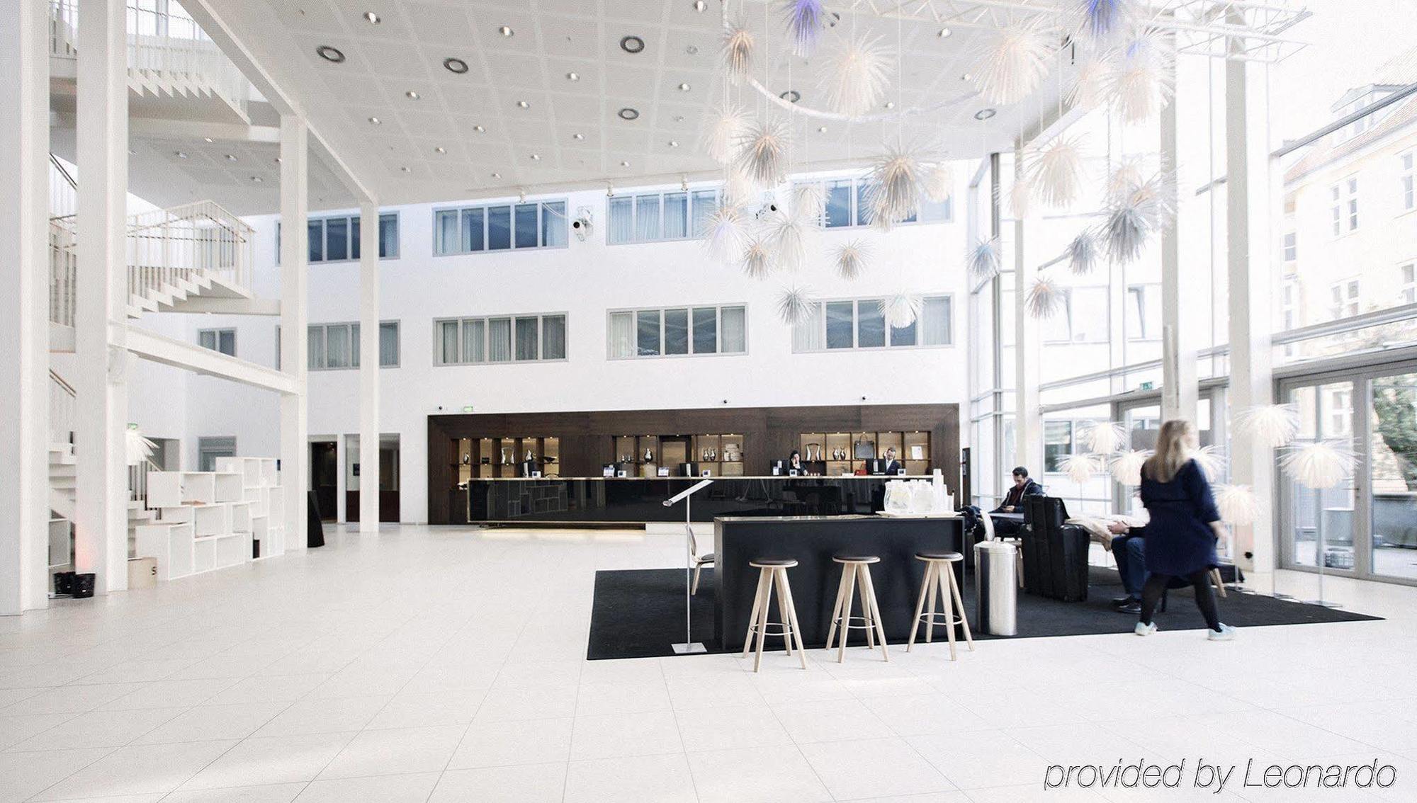 1 Hotel Copenhagen Exterior photo The atrium